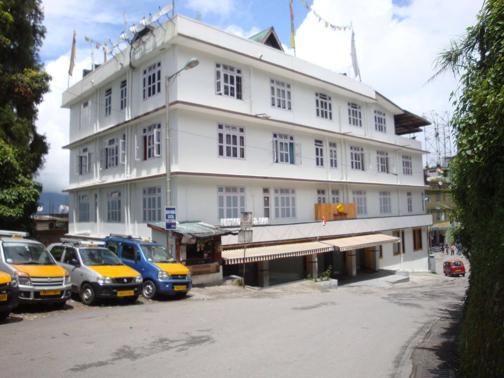 Jewel Of The East Hotel Gangtok Exterior photo